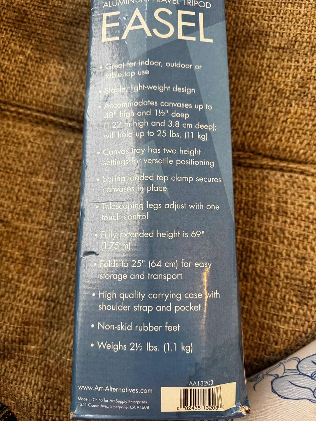 Art Alternatives Sierra Aluminum Travel Tripod Easel image indicator(9)