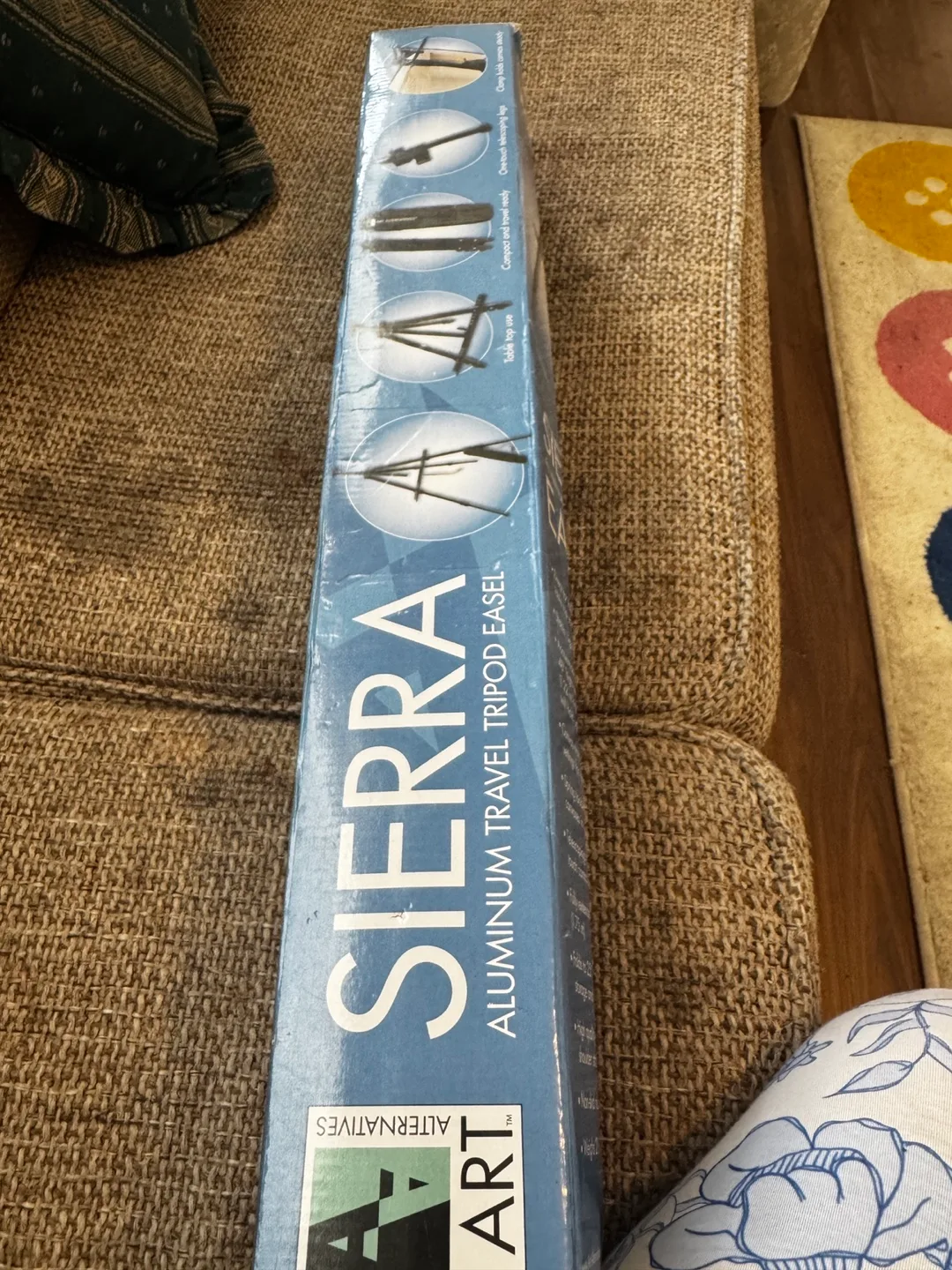 Art Alternatives Sierra Aluminum Travel Tripod Easel image indicator(10)