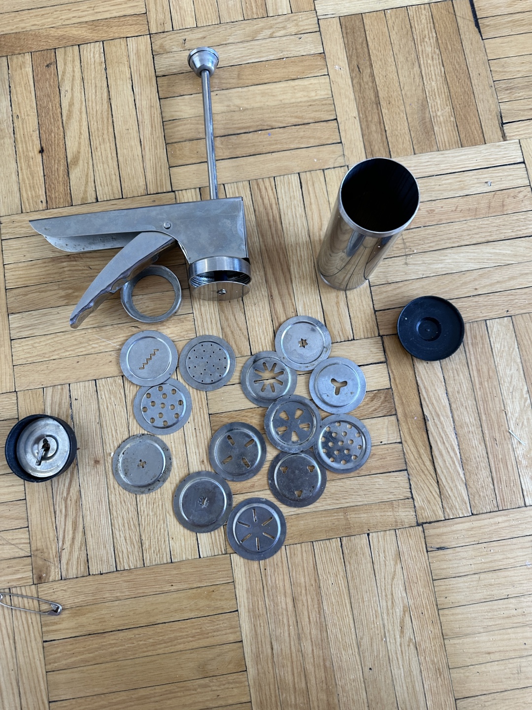 Vintage Cookie Press with 12 Discs - photo 2