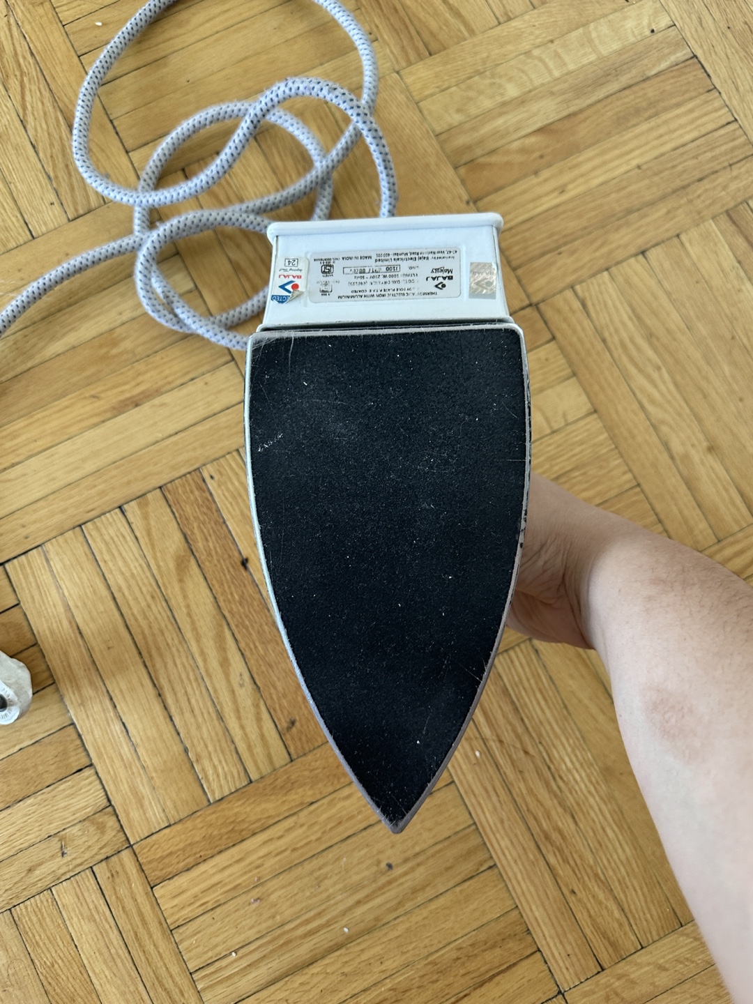 Bajaj Majesty Dry Iron - photo 3