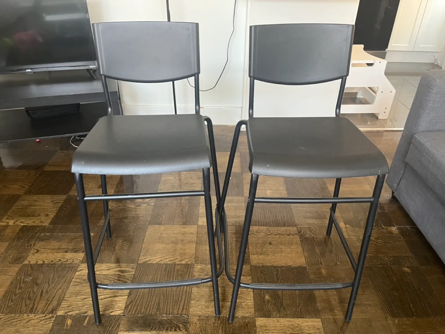 Pair of Black Counter Height chairs thumbnail