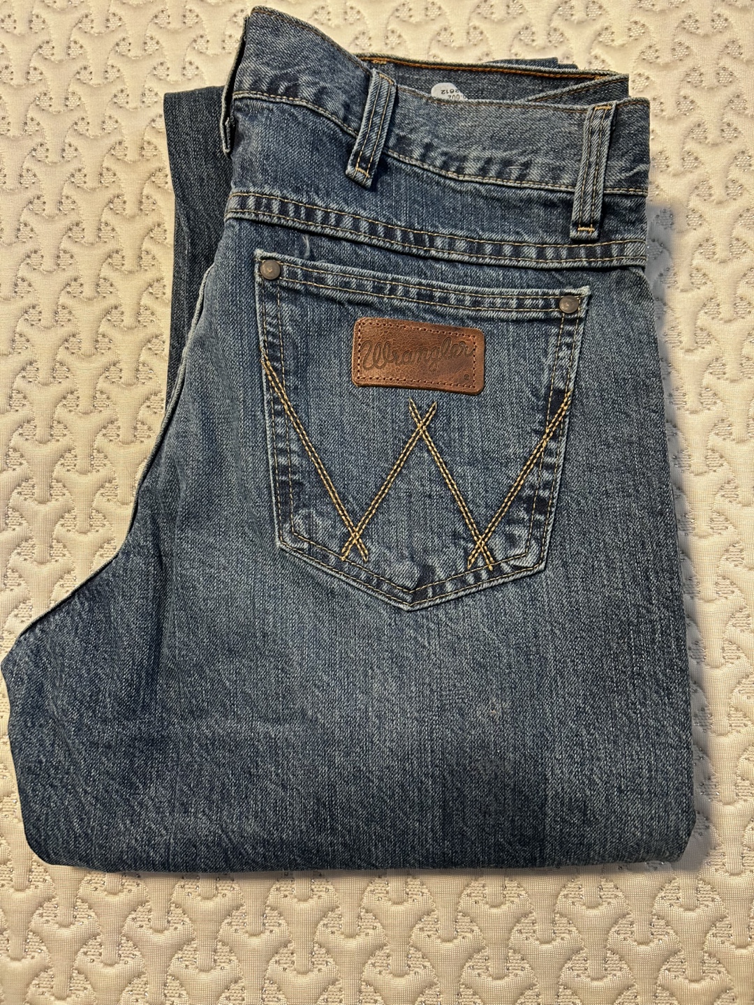 Men’s Wrangler Jeans - photo 4