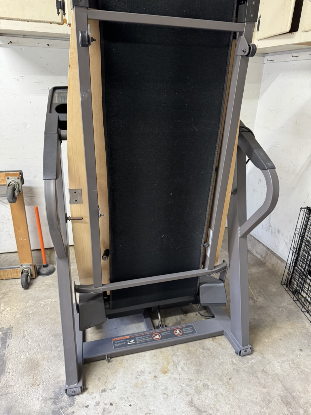 Nordic track treadmill - photo 2