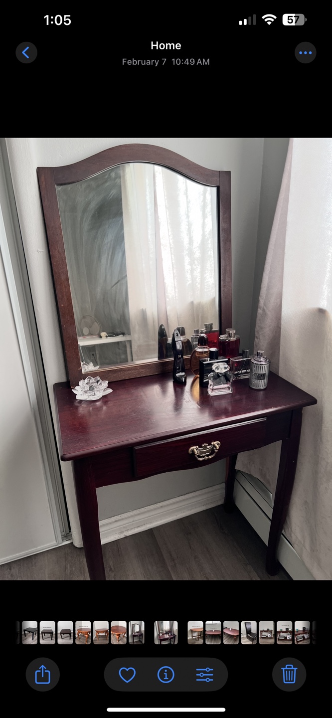 Dark wood vanity with mirror 💚 - photo 2