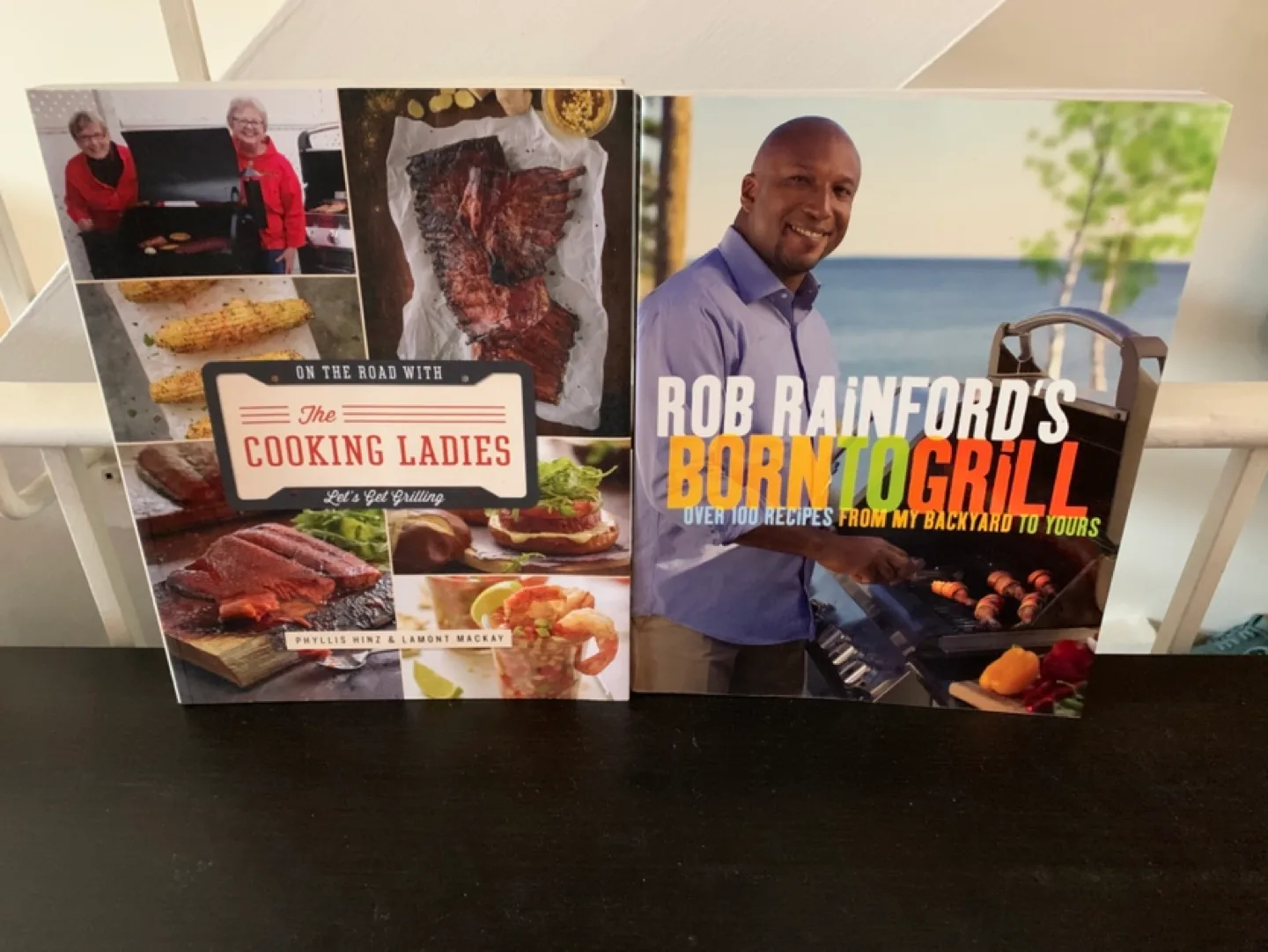 BBQ & Grilling Cookbooks image indicator(3)