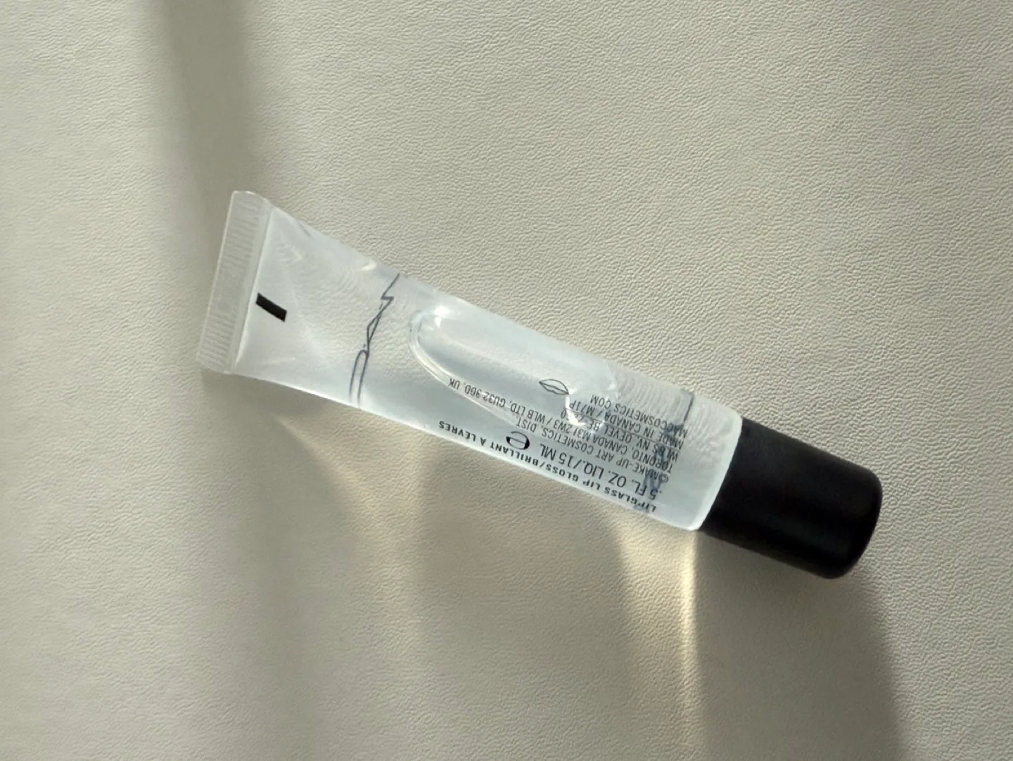 BRAND NEW MAC Lipglass image indicator(2)