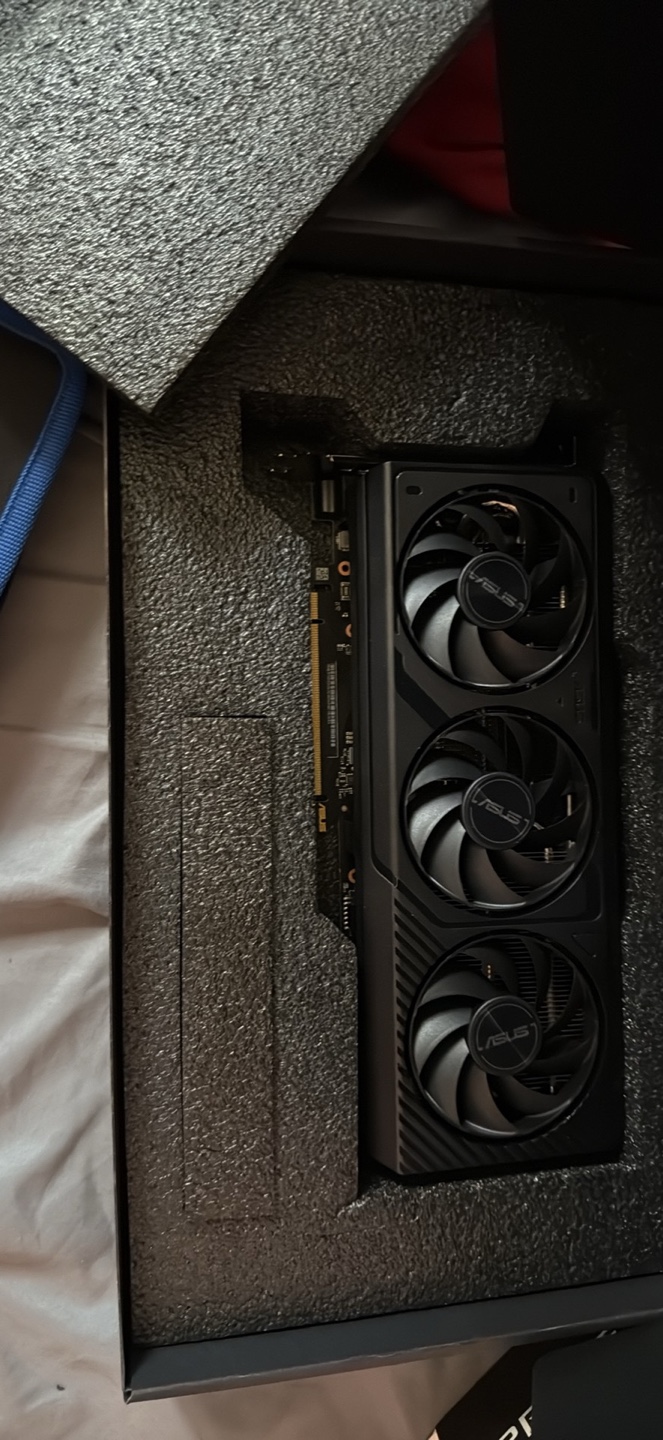 ASUS GeForce RTX 4070 PRIME Graphics Card - photo 3