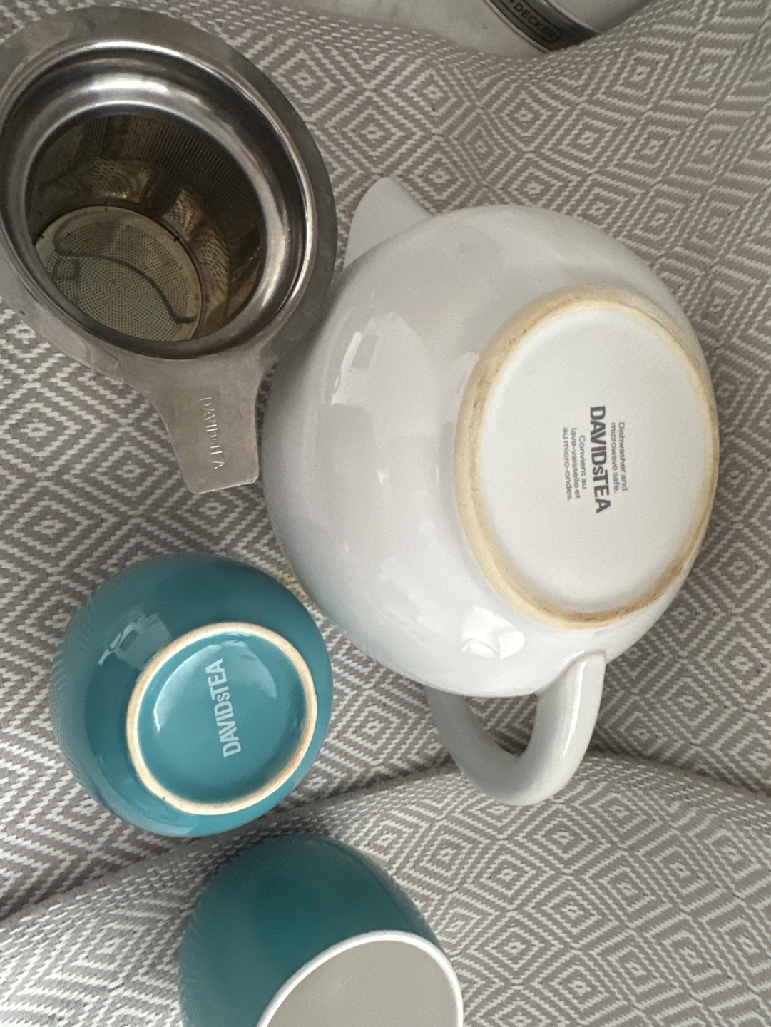 David's Tea Teapot and Two Mugs Set - photo 3