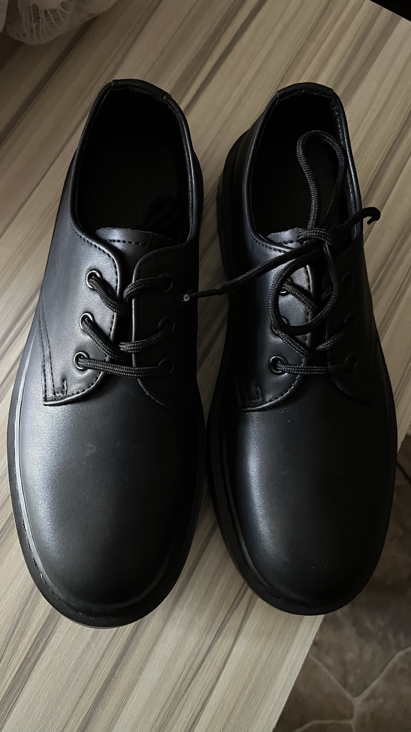 Black Leather Oxford Shoes 🥕