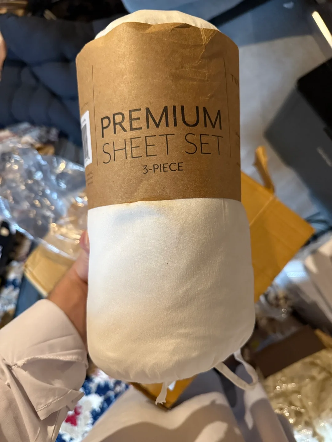 3-Piece Premium White Sheet Set image indicator(2)