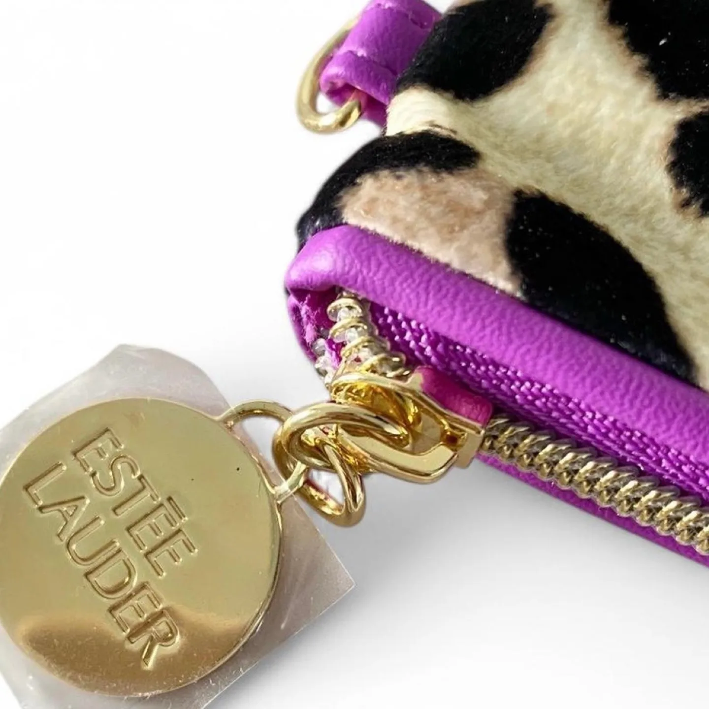 Estée Lauder Leopard Print Velvet Cosmetic Bags + Free Gems image indicator(3)