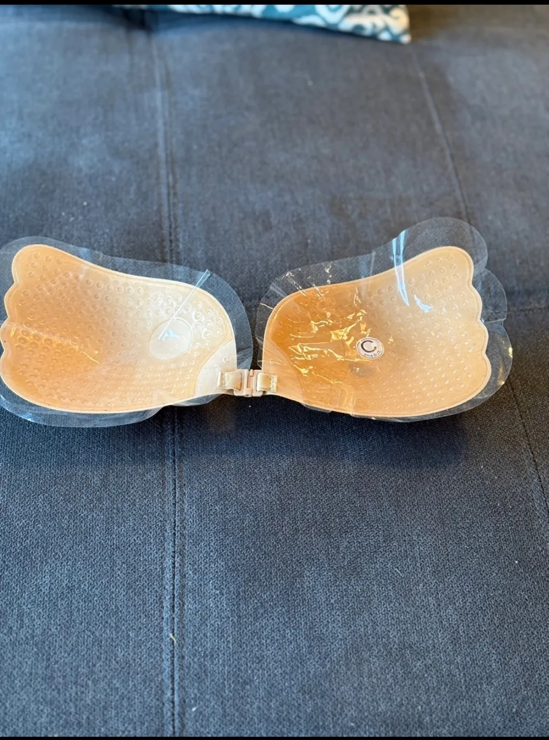 Reusable Sticky Bra, Size C image indicator(2)