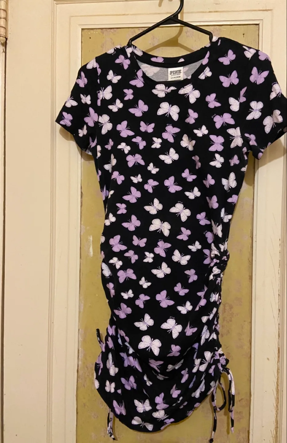 Assorted items szXS & szS Prices $10-$20 image indicator(4)