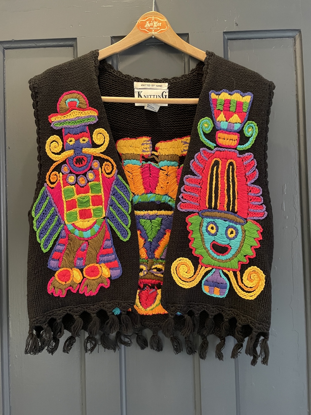 Vintage Knitted Vest with Intricate Embroidery - Size M 💚