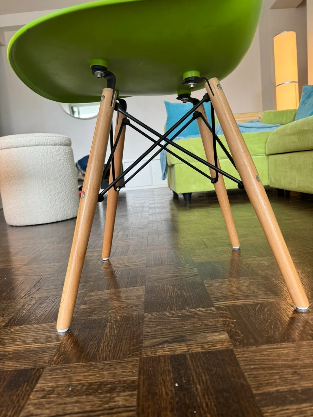 Lime Green Plastic Chair with Wooden Legs image indicator(5)