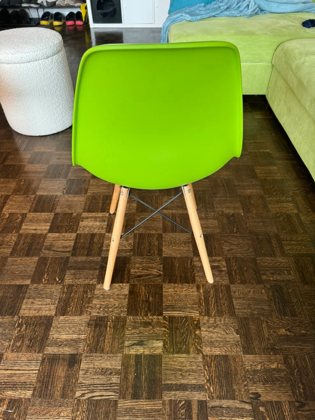 Lime Green Plastic Chair with Wooden Legs image indicator(4)