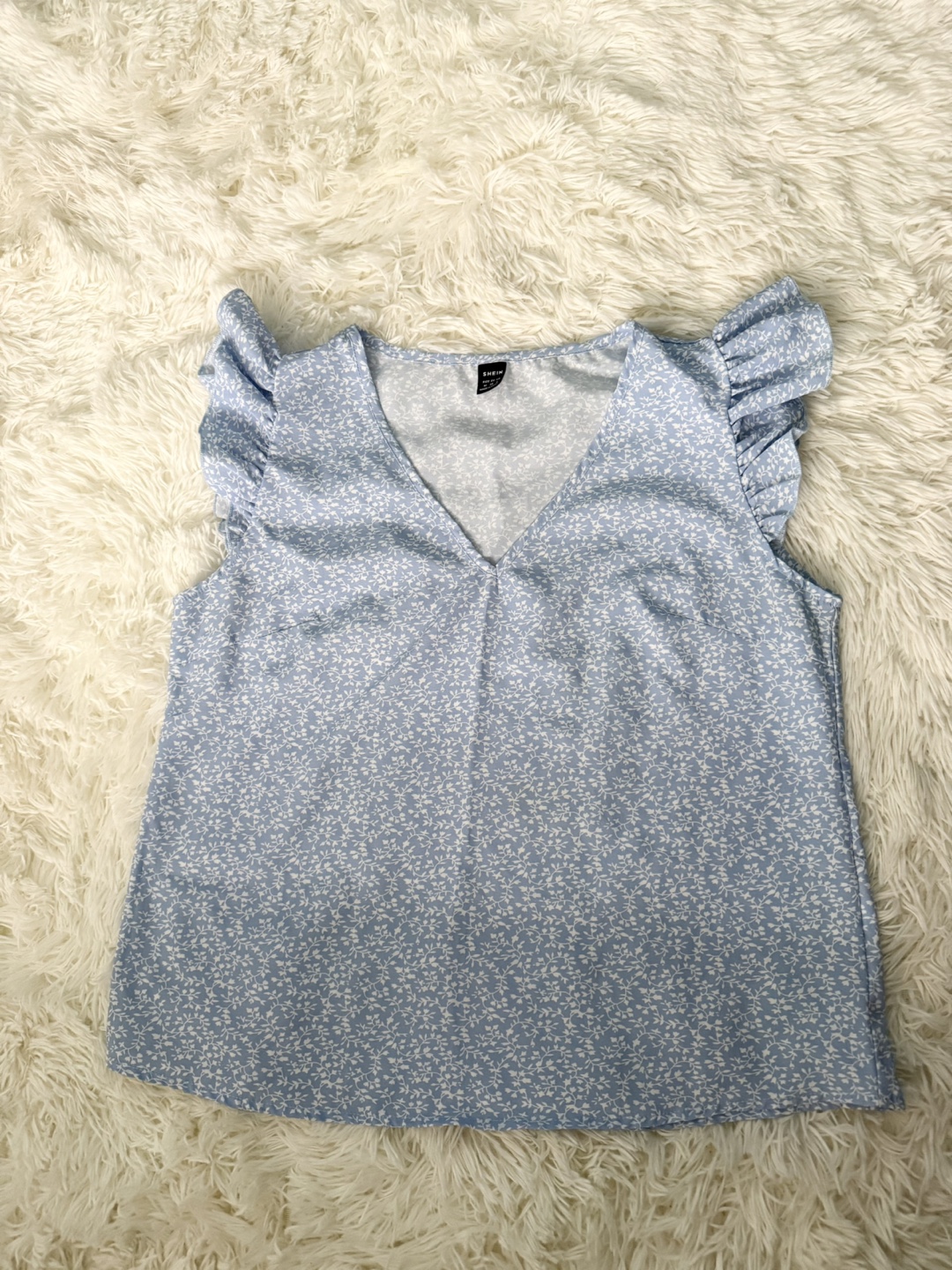 SHEIN Blue Floral Flutter Sleeve Blouse - Size M - photo 2
