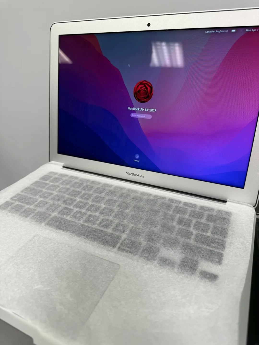 2017 MacBook Air 13-inch image indicator(3)