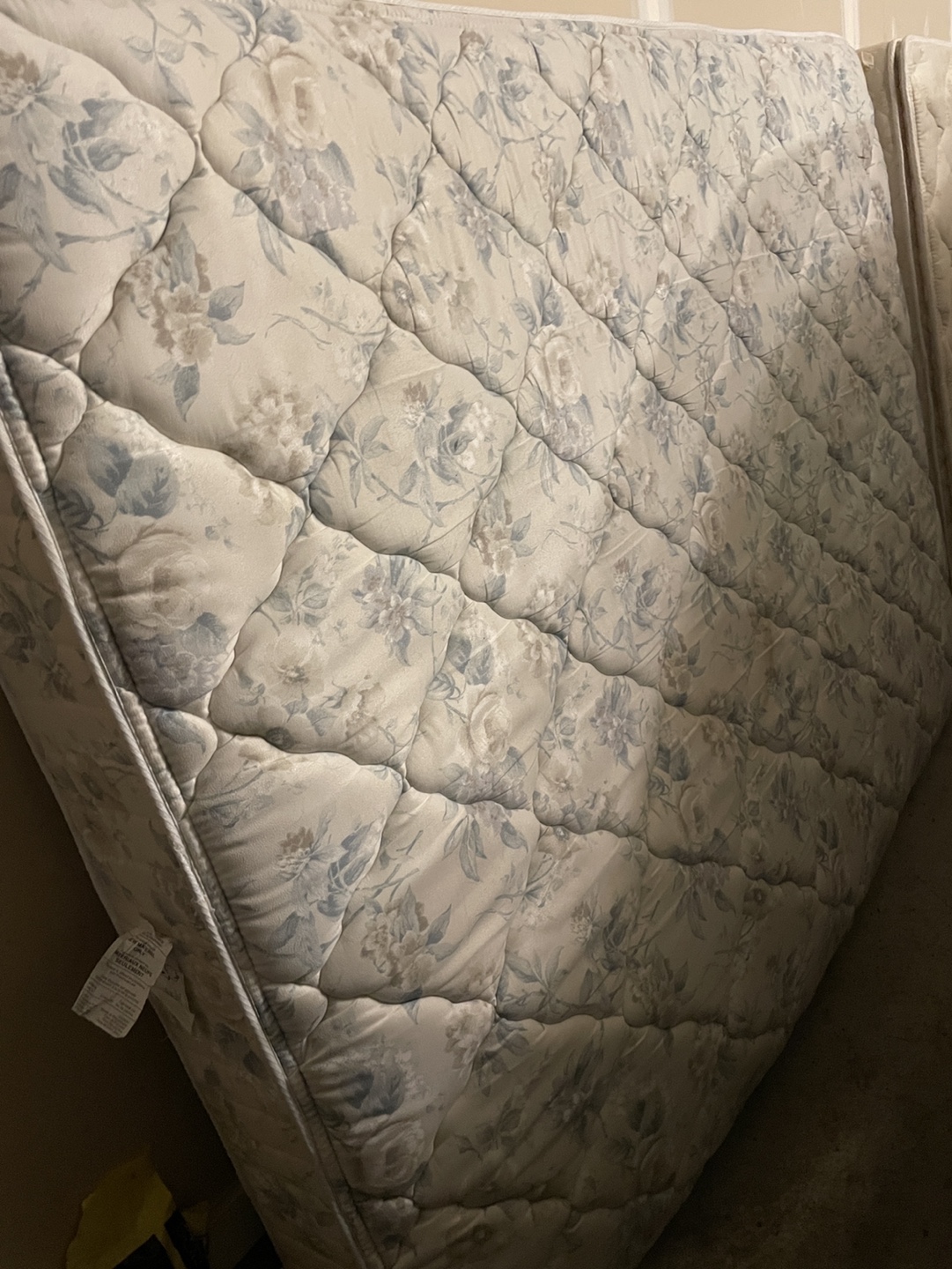 Two queen Mattress - Floral Pattern