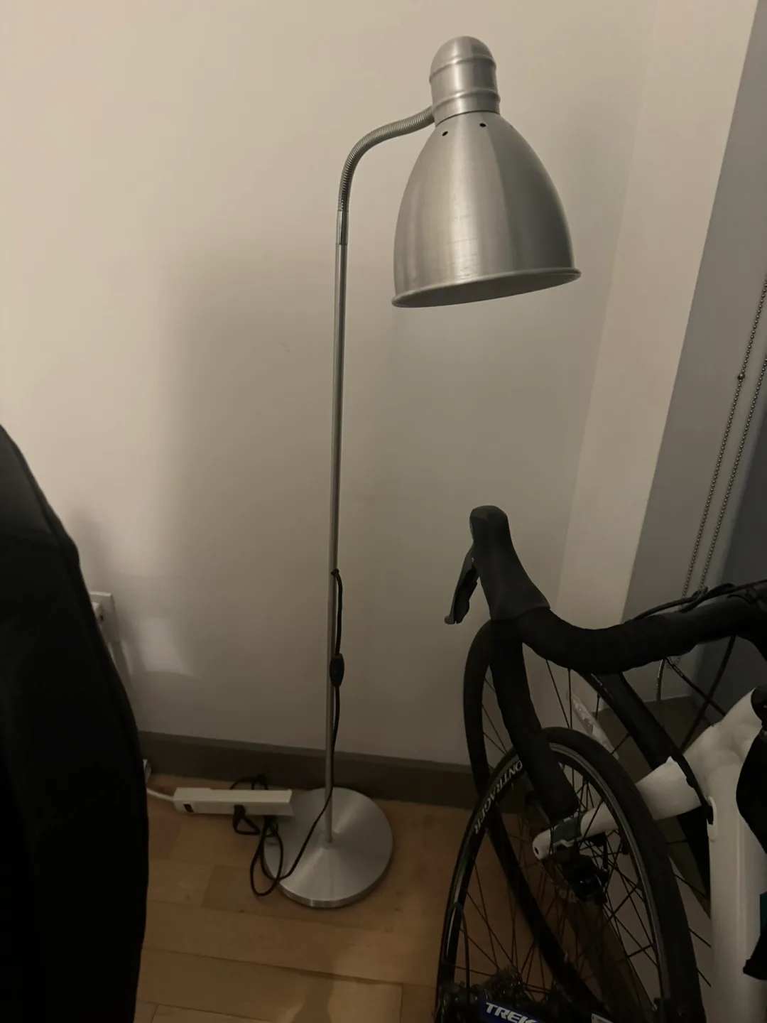 Silver Floor Lamp with Adjustable Arm image indicator(2)