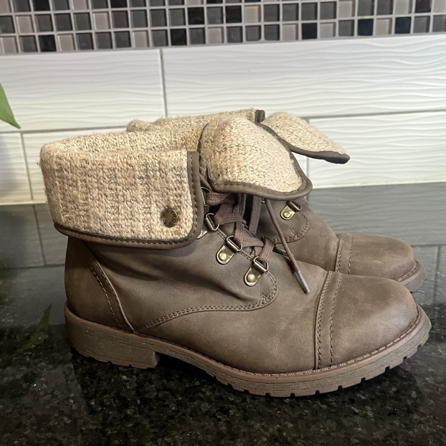 Brown Roxy Women's Boots