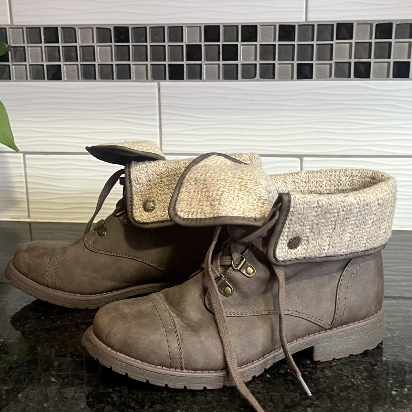 Brown Roxy Women's Boots - photo 2