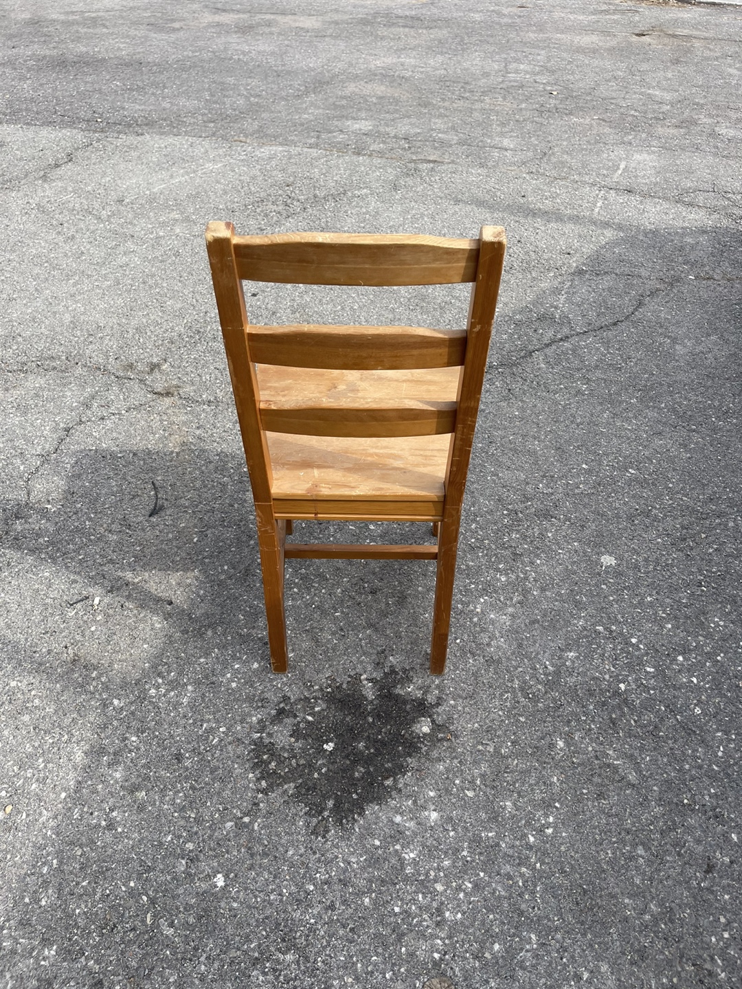 Wooden Chair - photo 3