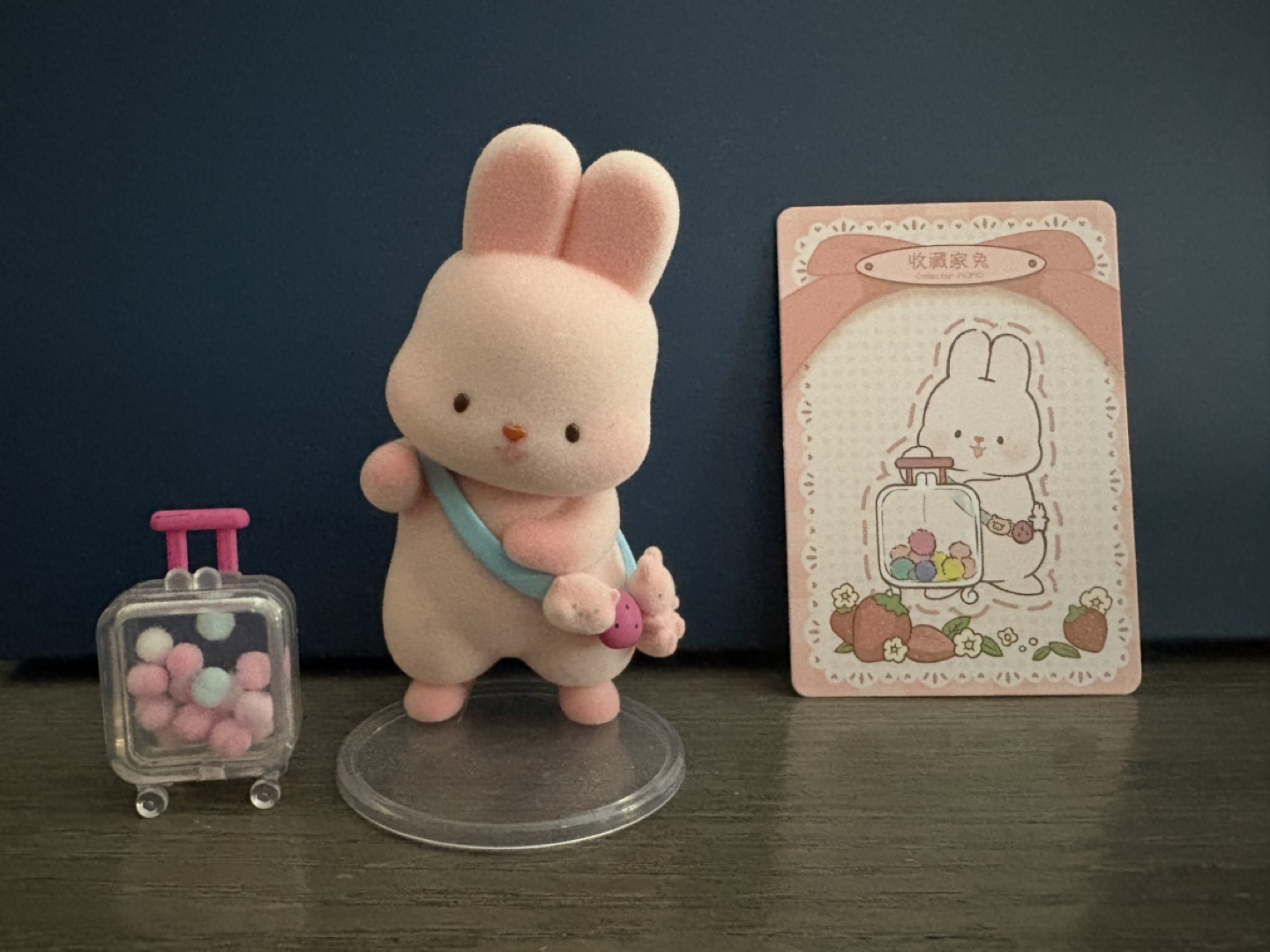 MOMO Rabbit - Strawberry town figurine