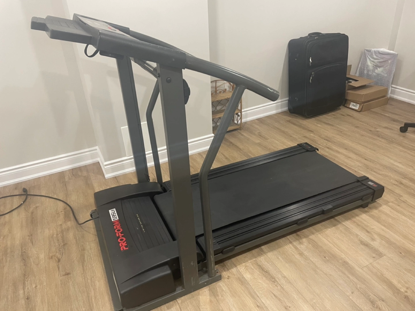 Proform 595le Treadmill ProForm 595LE Treadmill Limited Edition Karrot