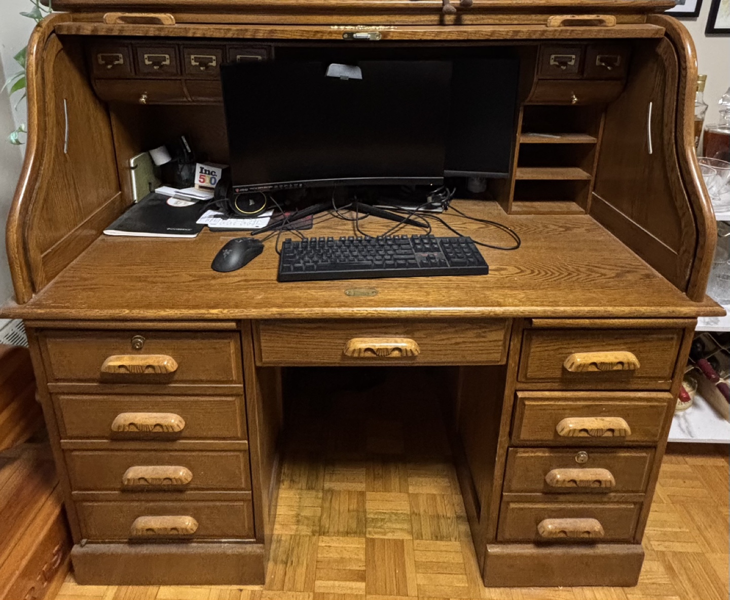 Vintage Roll Top Desk - Solid oak Wood-Needs to go!