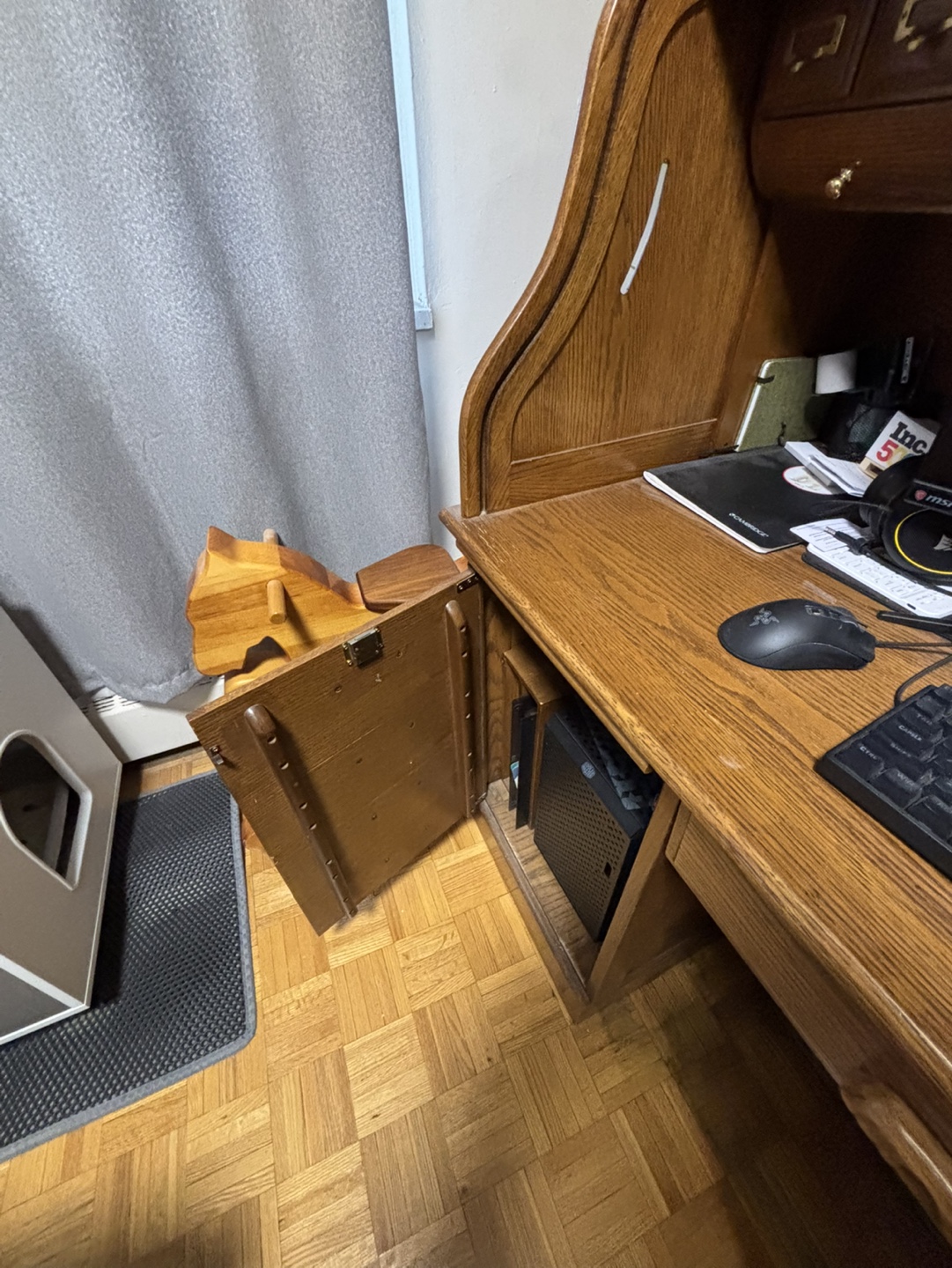 Vintage Roll Top Desk - Solid oak Wood-Needs to go! - photo 3