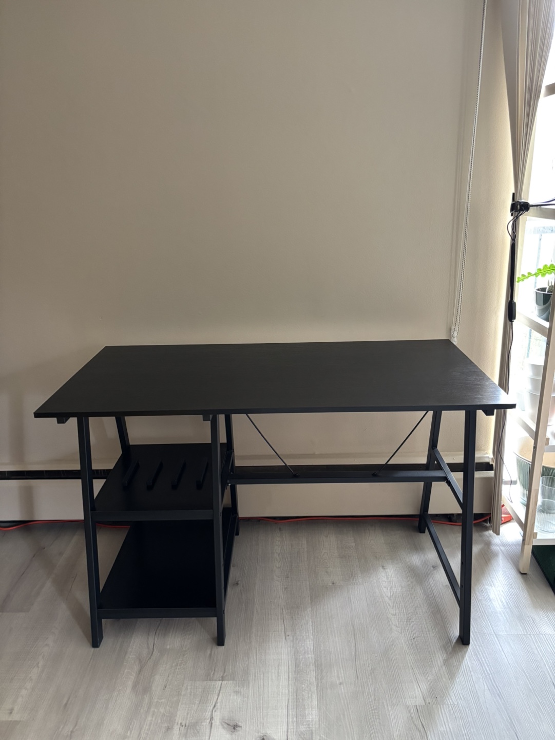 Dining table 47inch