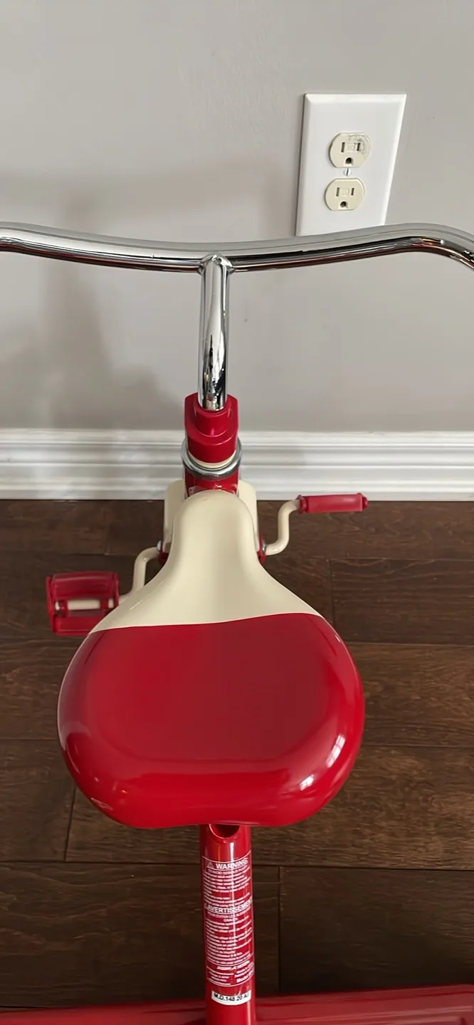 Vintage Radio Flyer Tricycle image indicator(6)