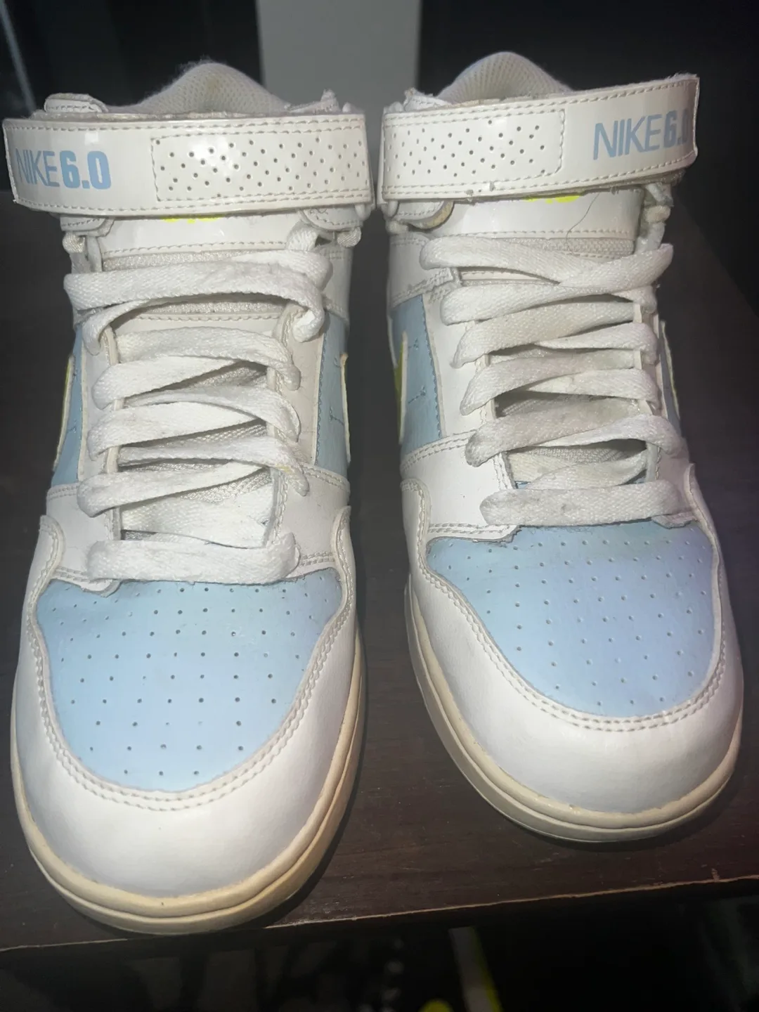 Nike 6.0 Air Mogan Mid 2  - Size Youth 6💚 image indicator(5)