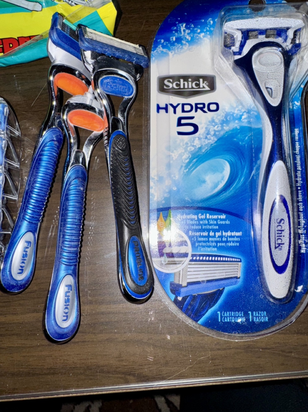 Schick Razors and Cartridges - Bulk Lot - photo 2