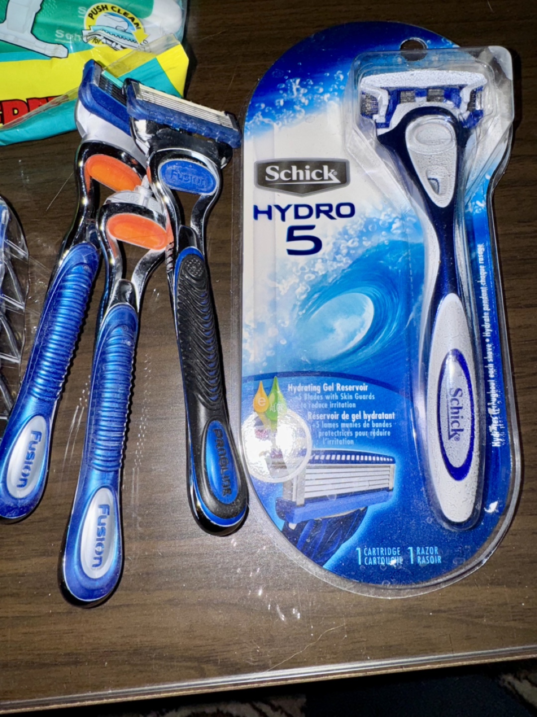 Schick Razors and Cartridges - Bulk Lot - photo 4