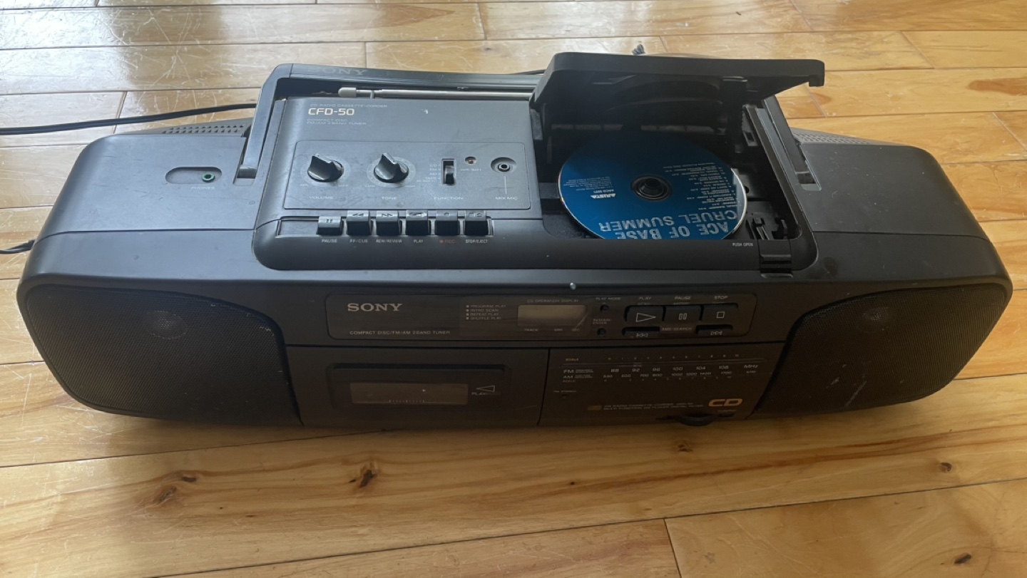Vintage Sony CFD-S90 Boombox CD Player Cassette Recorder - photo 2
