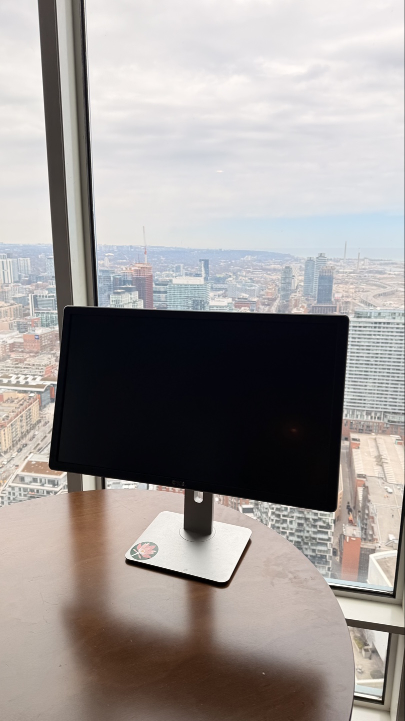 Dell UltraSharp 27” 4K Monitor (P2715Q) | Price: $150 - photo 2