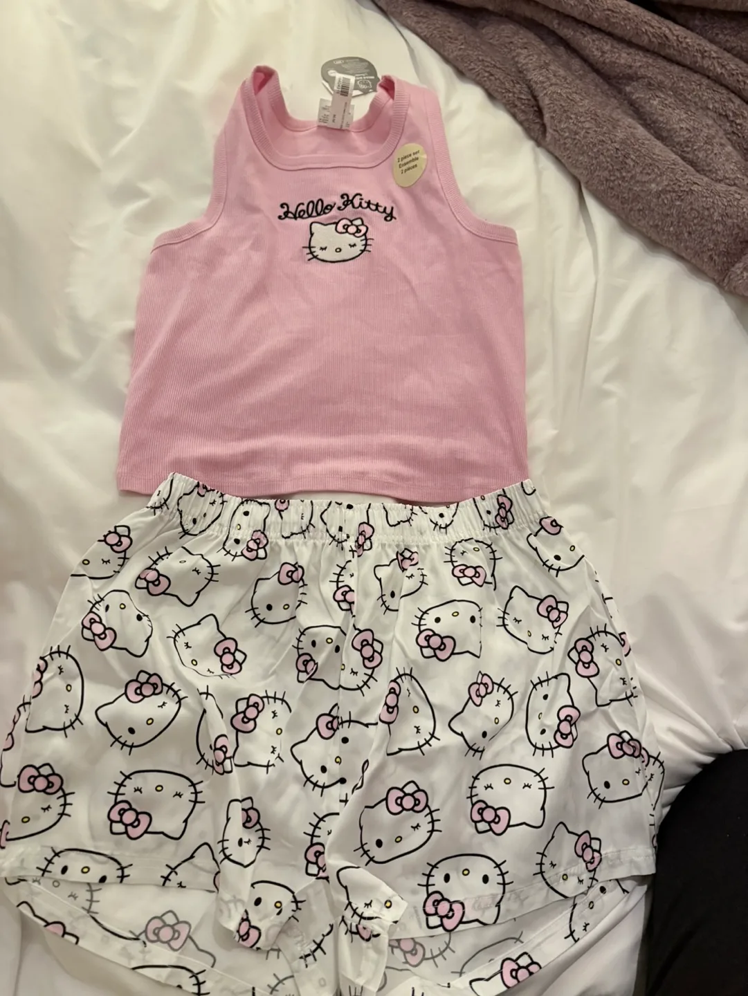 Hello Kitty 2-Piece Pajama Set image indicator(2)
