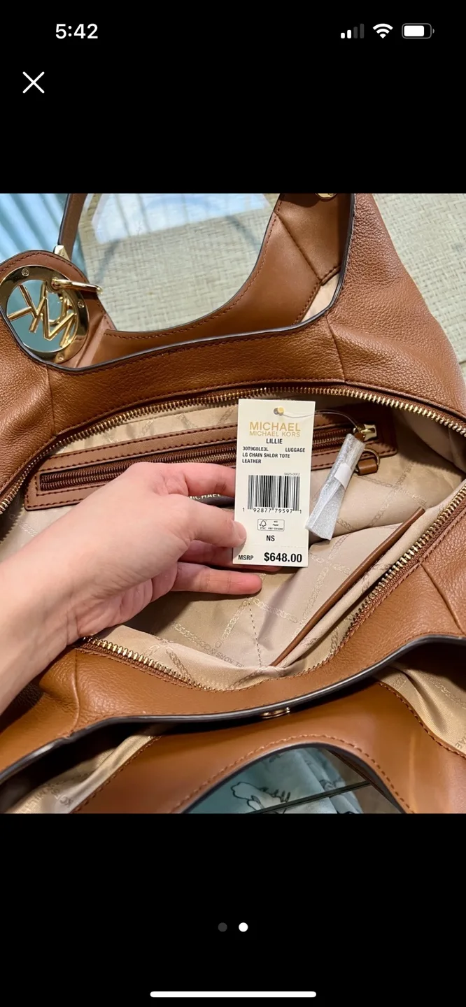 Michael Kors Lillie Large Shoulder Bag (BROWN) image indicator(2)