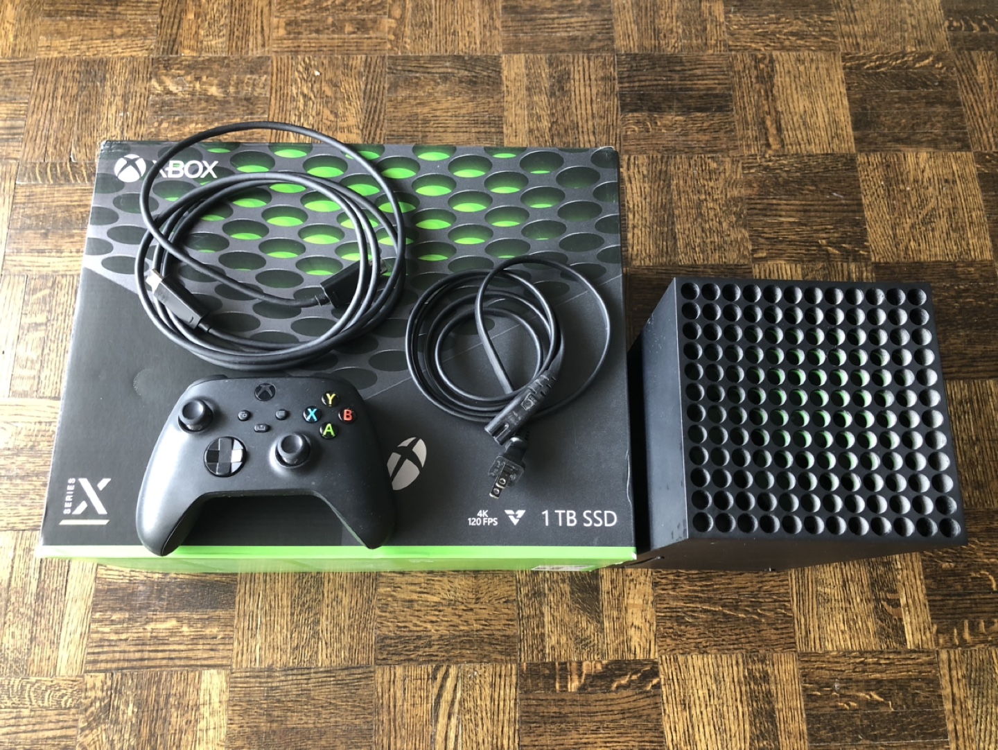 Xbox Series X 1TB Console with Controller and Cables - photo 4