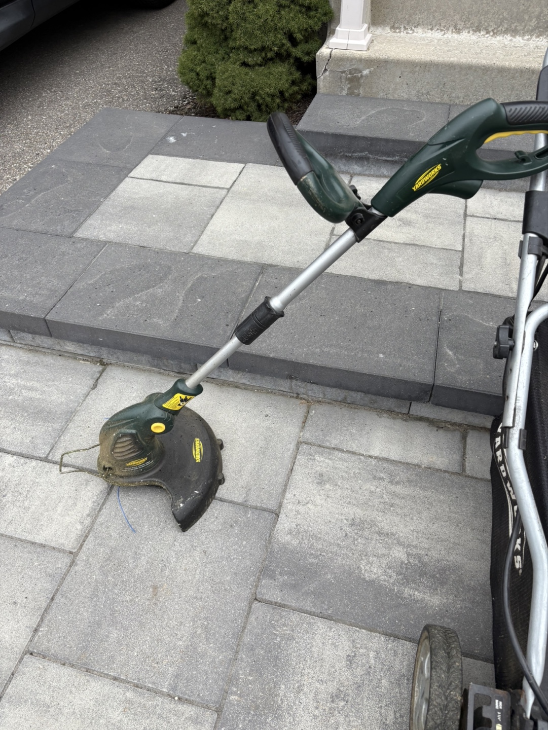 Yardworks 20" 3-in-1 Electric Lawn Mower & String Trimmer - photo 4