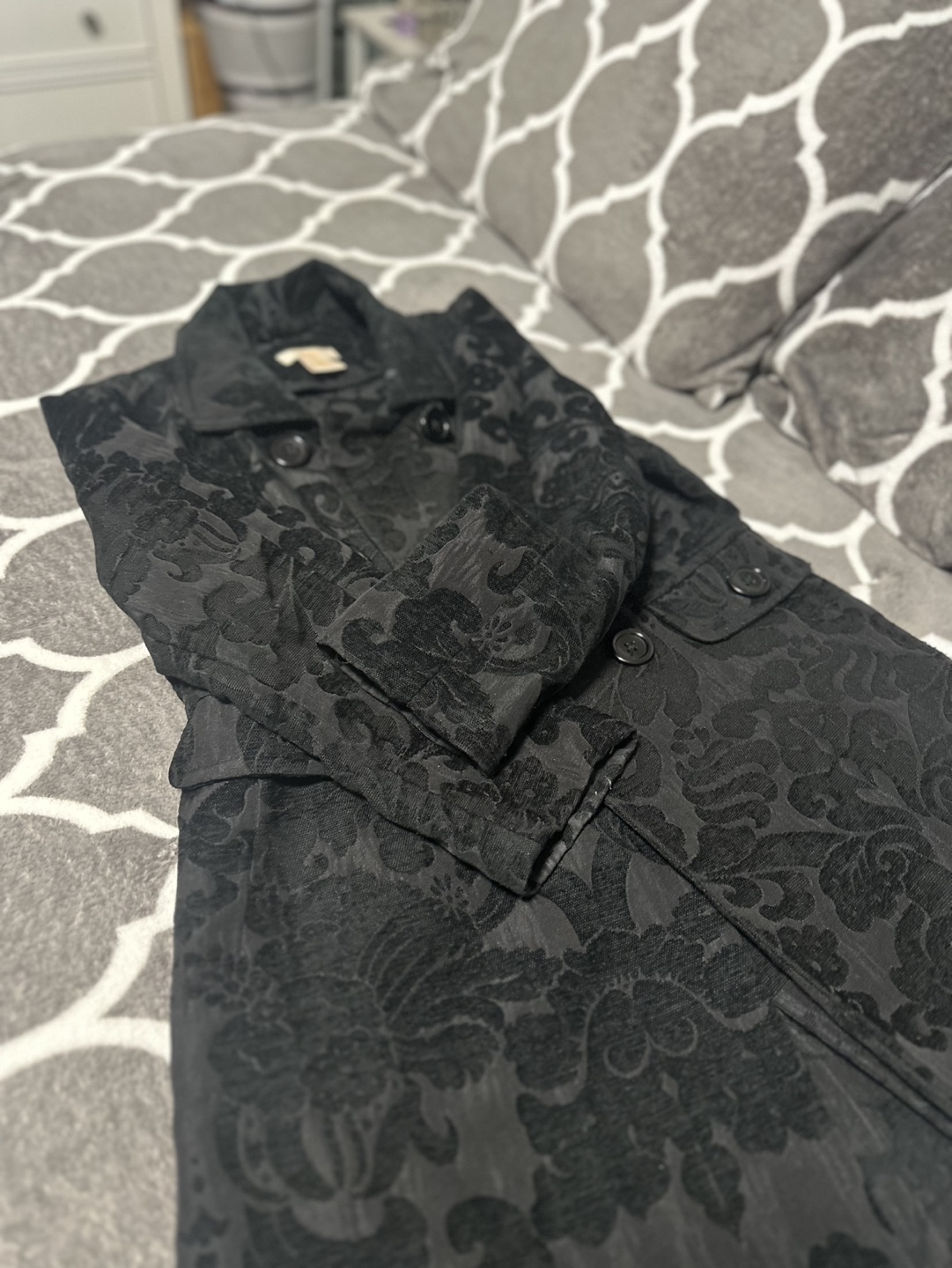 Joe's black velvet floral print coat - photo 4