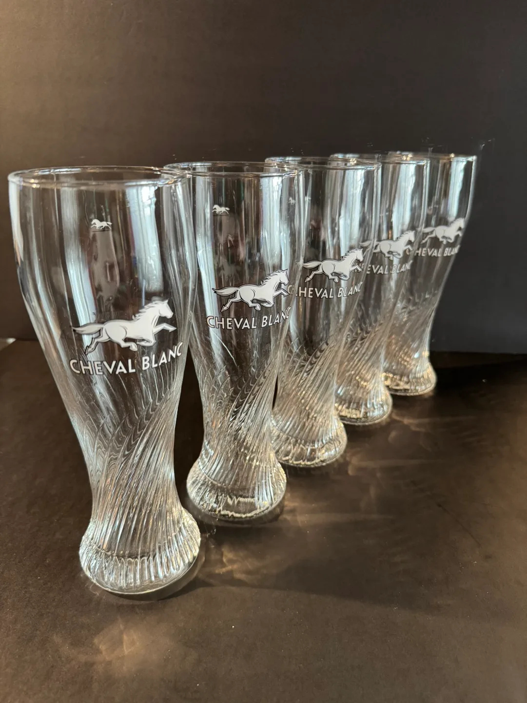 Set of five Cheval Blanc beer glasses image indicator(2)