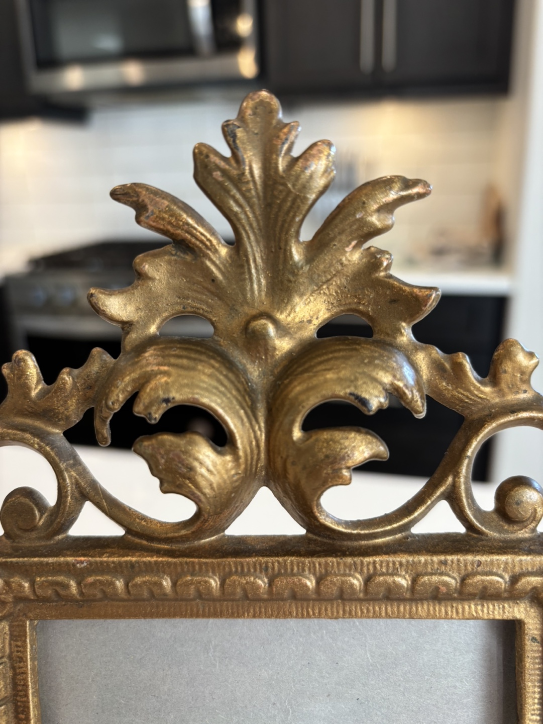 Antique Cast Metal Picture Frame w/ Stand For Sale - photo 5