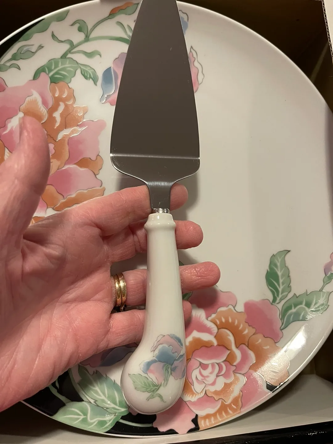 💚Chef La Fleur Royal Orchard Collection Cake Server image indicator(5)