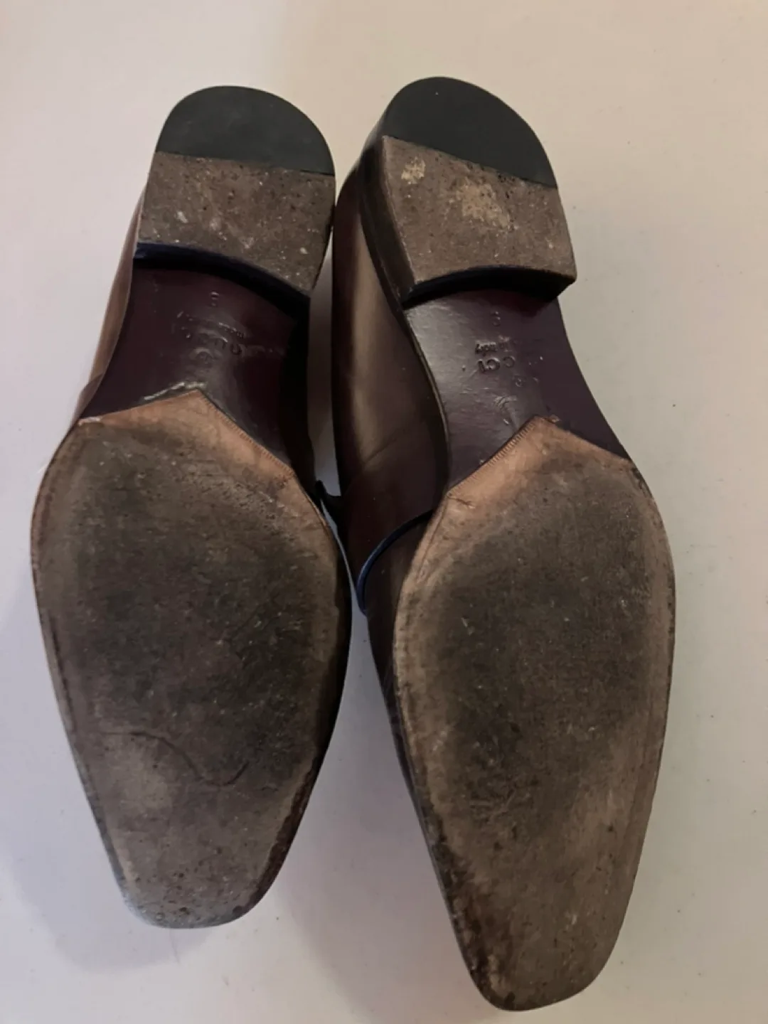 Gucci Leather Loafers image indicator(5)