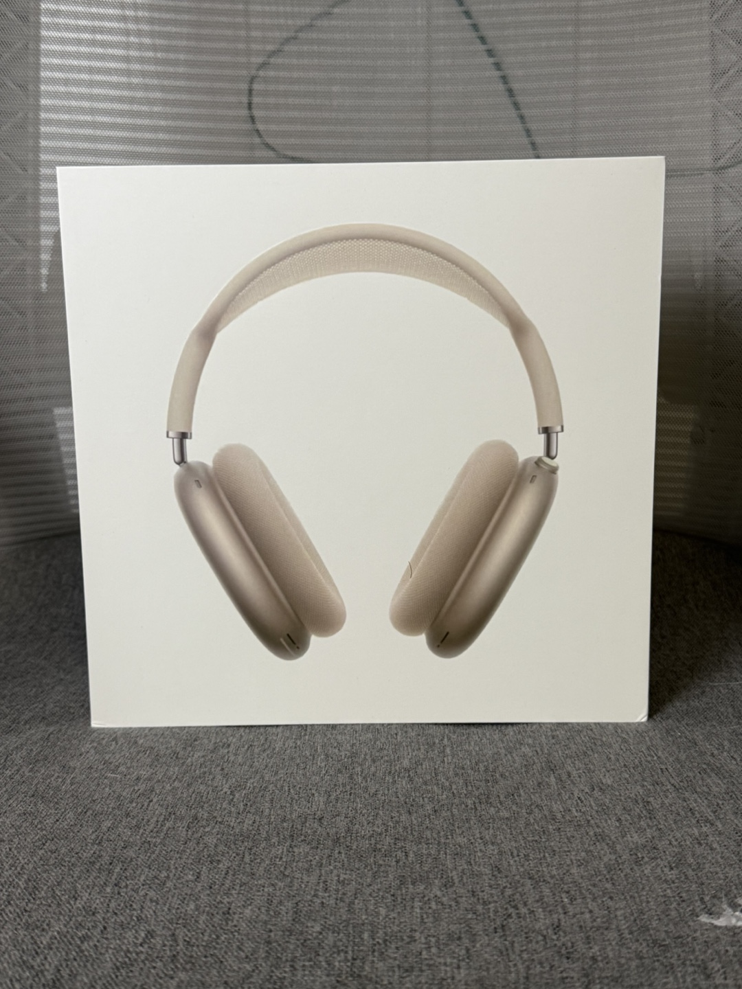 AirPods Pro Max 2 Headphones - Starlight (USB-C)