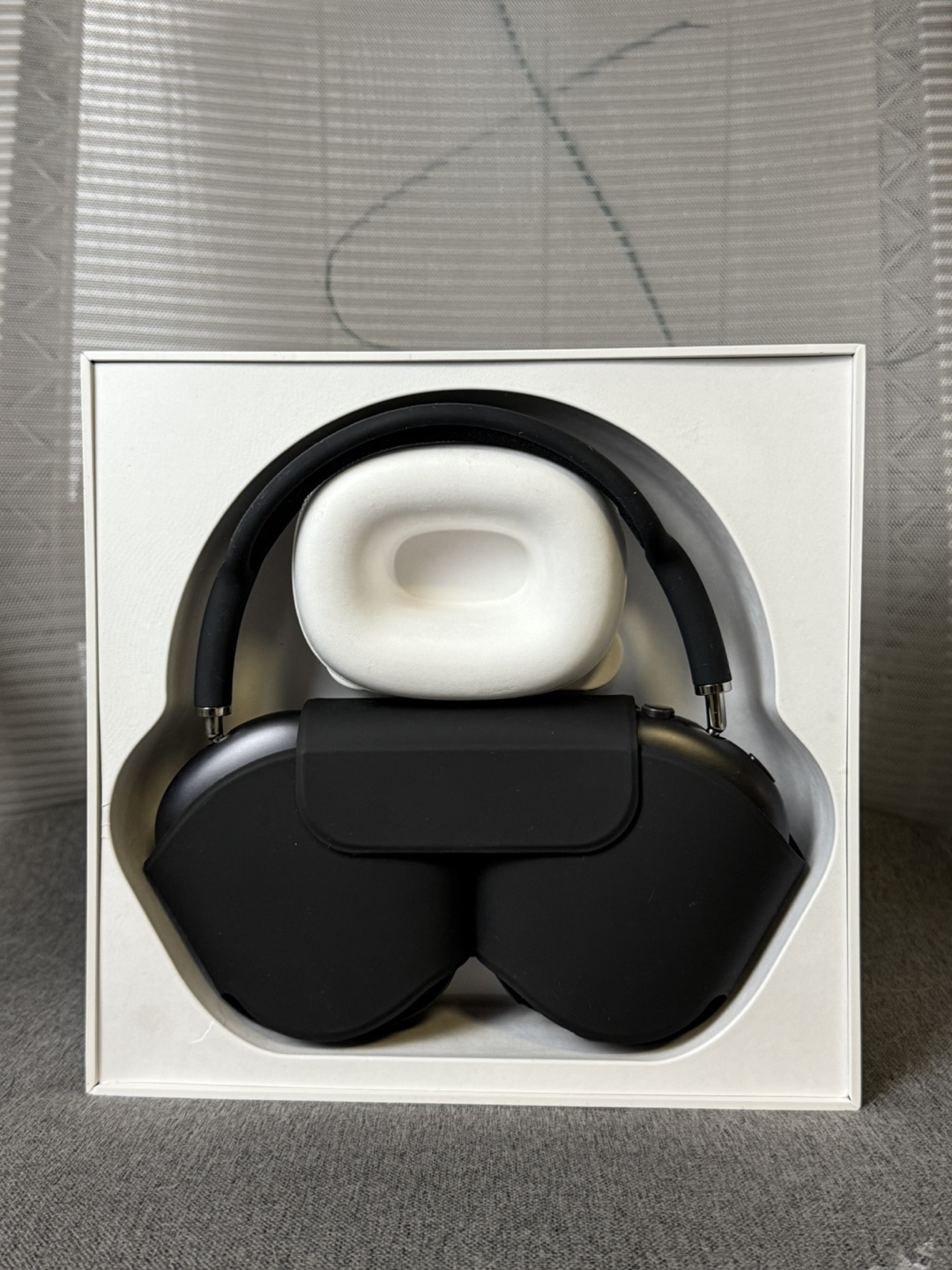 AirPods Pro Max 2 Headphones - Midnight Black (USB-C) - photo 4