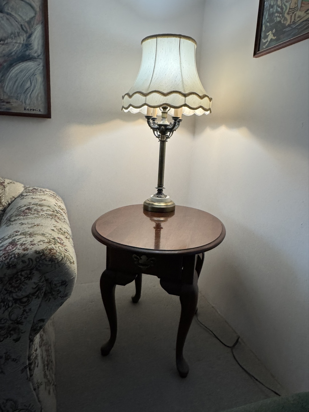 Old fashioned Table lamp with silk shade - photo 2